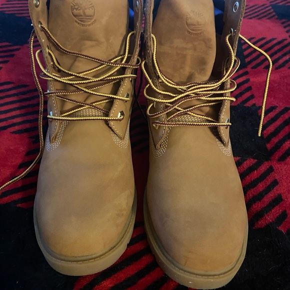Women’s Timberland Boots - Picture 7 of 10